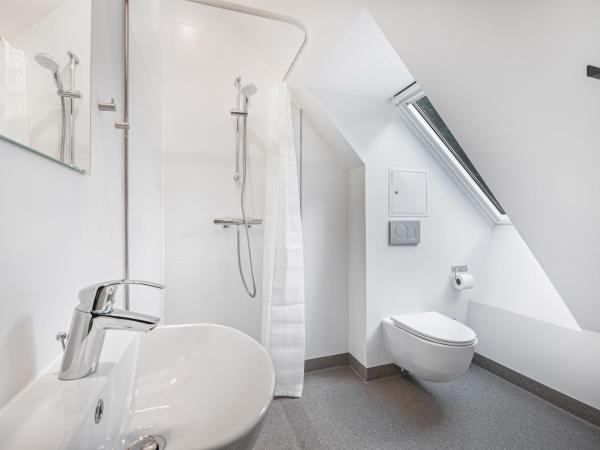 Kragsbjerggaard : photo 8 de la chambre chambre double - vue sur jardin