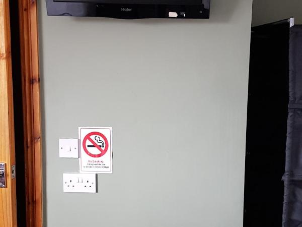 Hour Glass Hotel : photo 3 de la chambre chambre lits jumeaux avec salle de bains