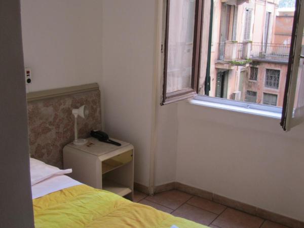 Hotel Gambara : photo 1 de la chambre chambre simple