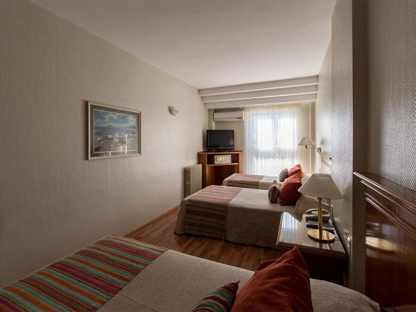 Hotel Solans Riviera : photo 2 de la chambre chambre triple exécutive