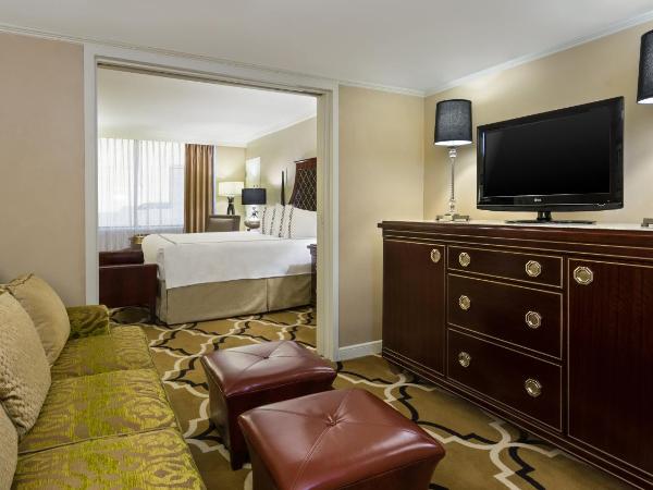 InterContinental New Orleans, an IHG Hotel : photo 5 de la chambre suite 1 chambre avec canapé-lit