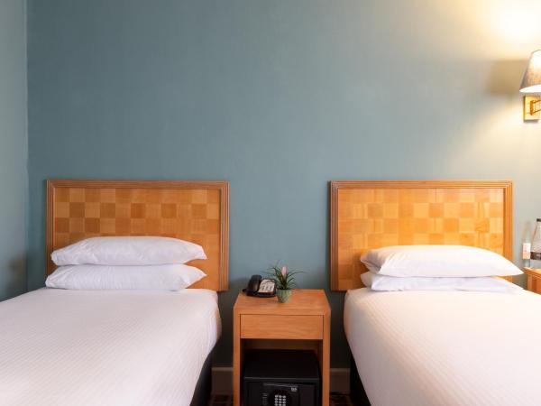 Copthorne Tara Hotel London Kensington : photo 2 de la chambre chambre lits jumeaux standard