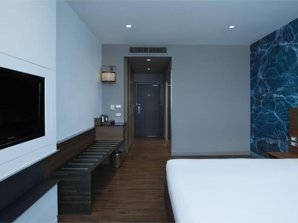 Centara Life Government Complex Hotel & Convention Centre Chaeng Watthana : photo 4 de la chambre chambre lit king-size supérieure