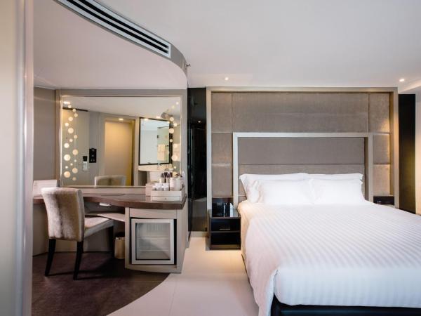 Centara Azure Hotel Pattaya : photo 1 de la chambre chambre lit king-size deluxe
