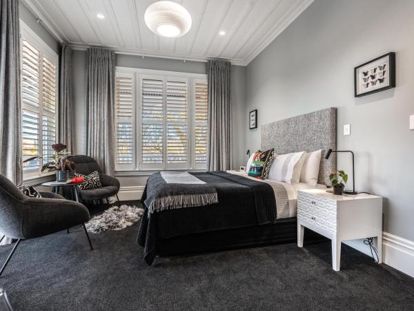 Franklin38 : photo 4 de la chambre suite deluxe avec lit king-size