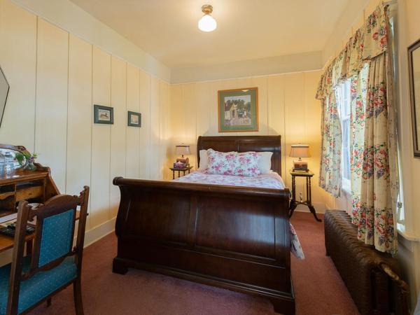 Beaconsfield Bed and Breakfast - Victoria : photo 2 de la chambre chambre standard lit queen-size
