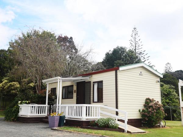 Orere Point Top 10 Holiday Park : photo 1 de la chambre suite 2 chambres