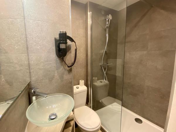 Hotel de Bordeaux : photo 4 de la chambre chambre simple