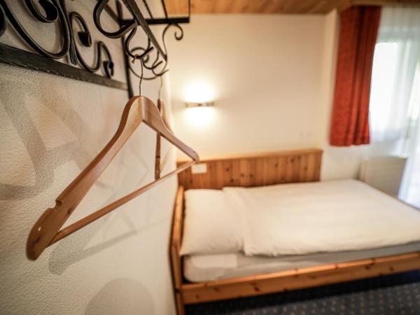 Hotel Garni Sonnenhalde : photo 1 de la chambre chambre simple