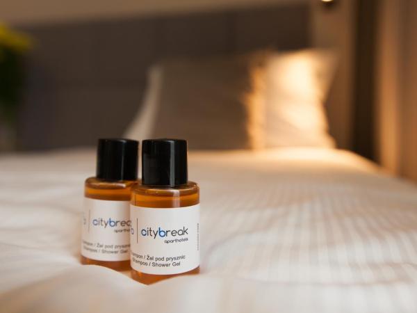 City Break Wolska Aparthotel : photo 9 de la chambre chambre lits jumeaux standard