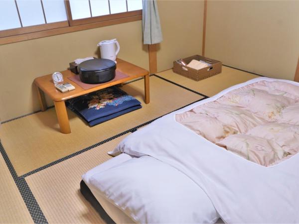 Ryokan Shimizu : photo 3 de la chambre chambre simple avec salle de bains privative - non-fumeurs