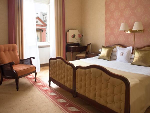 Grand Premium Booking Hotel : photo 2 de la chambre chambre double deluxe