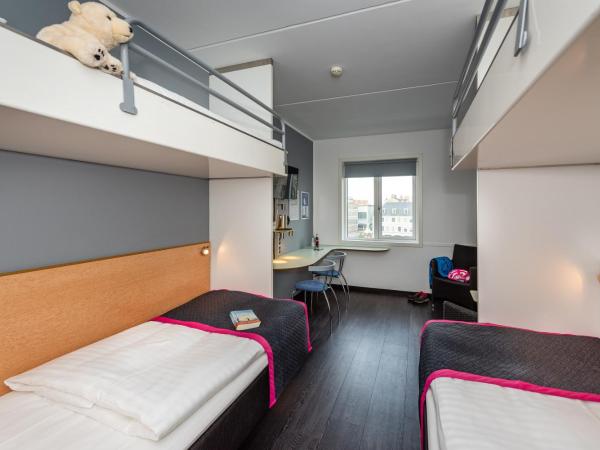 Cabinn Aalborg : photo 4 de la chambre chambre familiale (4 adultes)