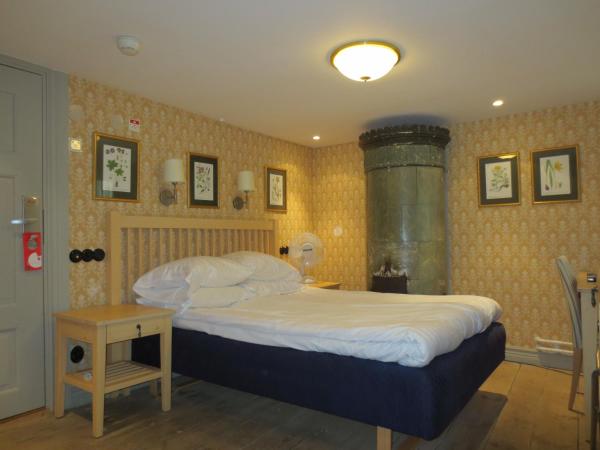 Best Western Hotel Royal : photo 8 de la chambre suite avec 2 lits simples