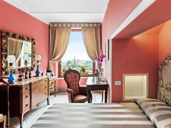 Residenza d'Epoca Palazzo Borghesi : photo 1 de la chambre suite - vue sur ville