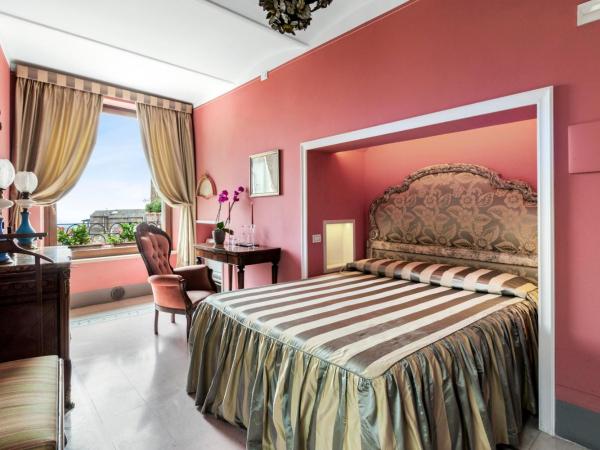 Residenza d'Epoca Palazzo Borghesi : photo 2 de la chambre suite - vue sur ville