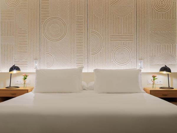 H10 Imperial Tarraco 4* Sup : photo 4 de la chambre chambre double classique