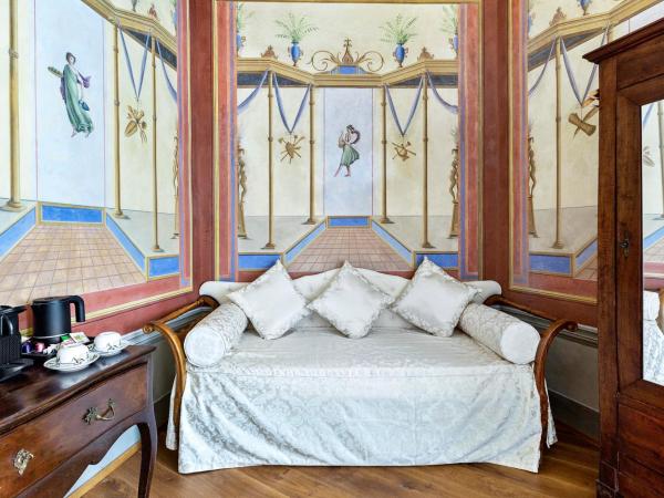 Residenza d'Epoca Palazzo Borghesi : photo 3 de la chambre chambre deluxe