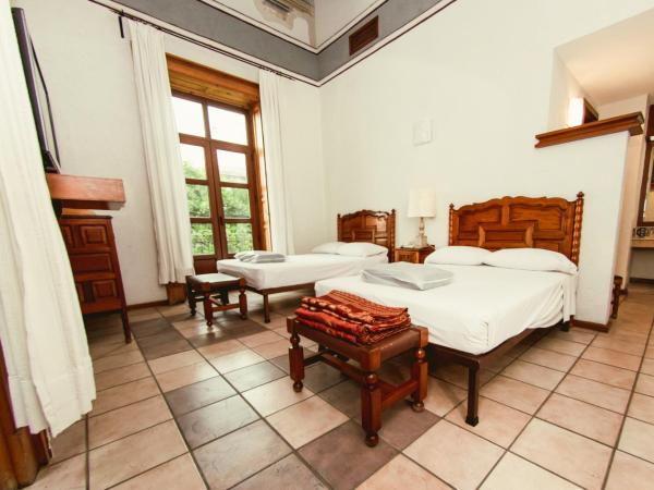 Hotel Colonial : photo 6 de la chambre chambre double