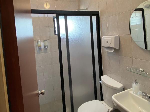 Cozy Private Room : photo 8 de la chambre chambre double avec salle de bains privative