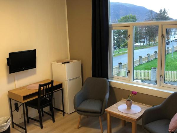 Ami Hotel : photo 2 de la chambre chambre double ou lits jumeaux avec salle de bains privative