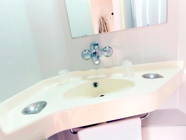 Premiere Classe Vannes : photo 8 de la chambre chambre lits jumeaux