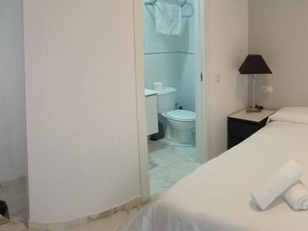 Pensión Barlovento : photo 4 de la chambre chambre double avec salle de bains privative