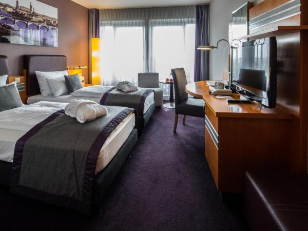 Ramada by Wyndham Dresden : photo 3 de la chambre chambre lits jumeaux supérieure