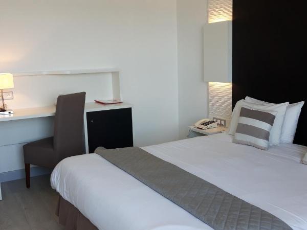 Hotel Uhainak : photo 1 de la chambre chambre double - vue sur mer