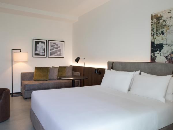 J Hotel : photo 5 de la chambre chambre triple standard