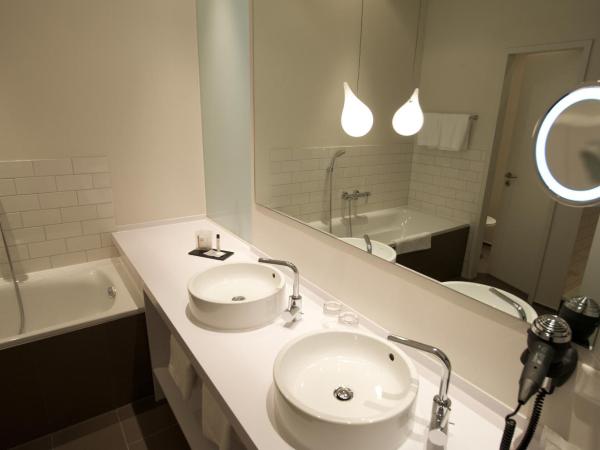 Wyndham Garden Berlin Mitte : photo 3 de la chambre chambre double supérieure