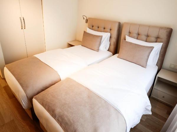 Melek Hotels Moda : photo 9 de la chambre chambre double basique