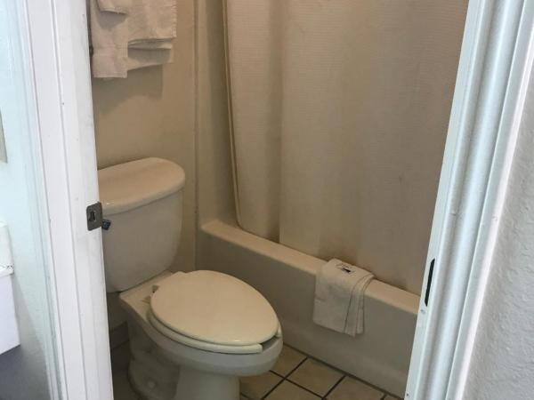 COUNTRY INN MOTEL : photo 1 de la chambre chambre lit queen-size