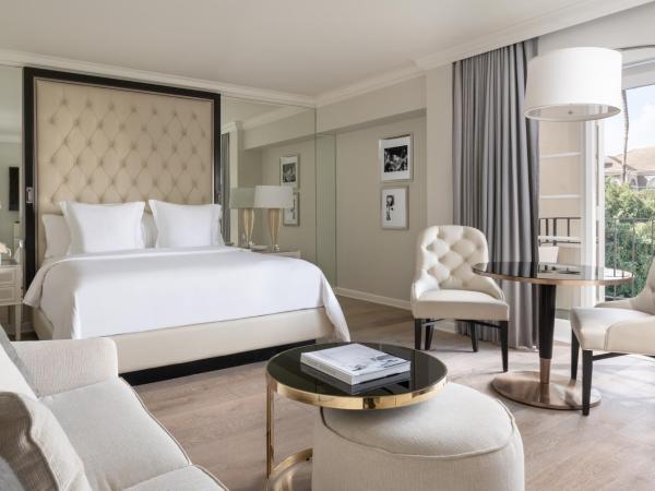 Four Seasons Hotel Los Angeles at Beverly Hills : photo 3 de la chambre suite lit king-size bien-Être