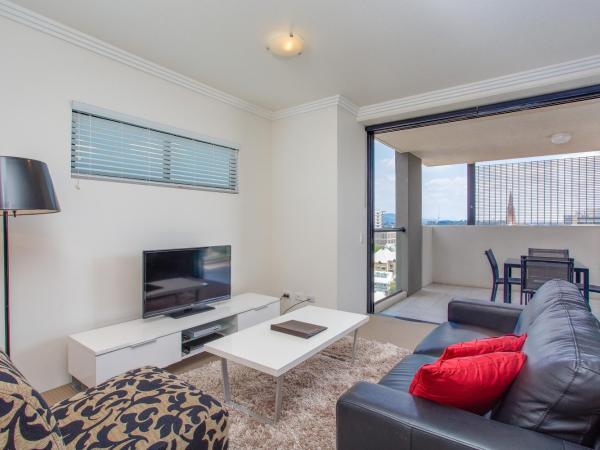 Republic Apartments Brisbane City : photo 1 de la chambre appartement 2 chambres avec 2 salles de bains