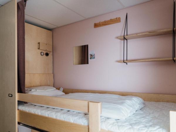 The Yard Hostel : photo 6 de la chambre lit dans dortoir pour femmes de 8 lits