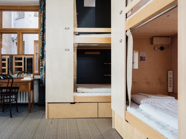 The Yard Hostel : photo 6 de la chambre lit dans dortoir pour femmes de 6 lits