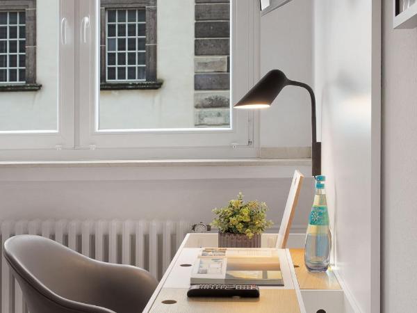 Beethoven Hotel Dreesen - furnished by BoConcept : photo 5 de la chambre chambre simple