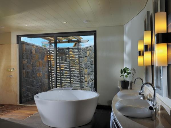 Trou aux Biches Beachcomber Golf Resort & Spa : photo 5 de la chambre suite senior côté plage avec piscine