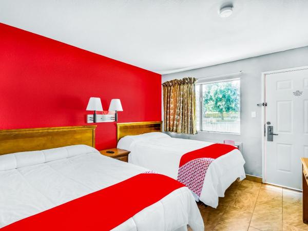 OYO Hotel Houston Southwest I-69 : photo 2 de la chambre chambre double avec 2 lits doubles