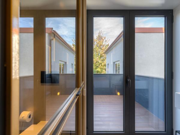 The Convo Porto Hotel & Apartment : photo 3 de la chambre chambre double ou lits jumeaux supérieure avec terrasse