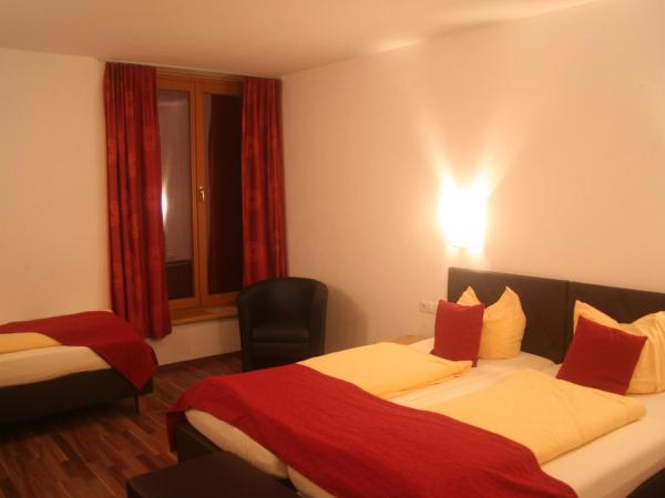 Hotel Engl : photo 4 de la chambre chambre triple
