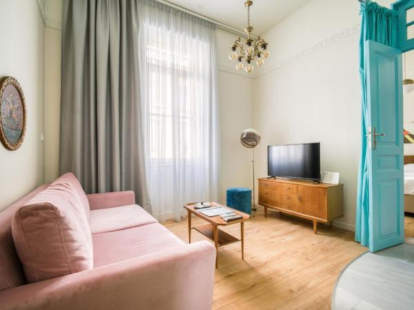 KERAMOS Athens : photo 3 de la chambre appartement - rez-de-chaussée