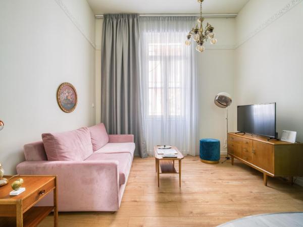 KERAMOS Athens : photo 1 de la chambre appartement - rez-de-chaussée