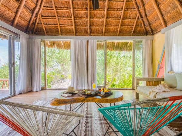 Villa Pescadores Tulum : photo 7 de la chambre suite lit king-size - vue sur océan