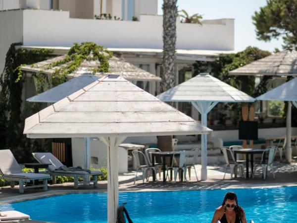 Alkyoni Beach Hotel : photo 2 de la chambre suite junior - vue sur piscine