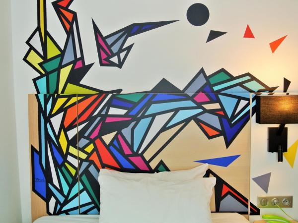 ibis Styles Paris Maine Montparnasse : photo 9 de la chambre chambre simple standard