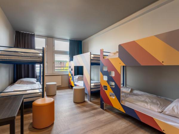 a&o Hamburg Hauptbahnhof : photo 3 de la chambre lit simple dans dortoir à 6 lits
