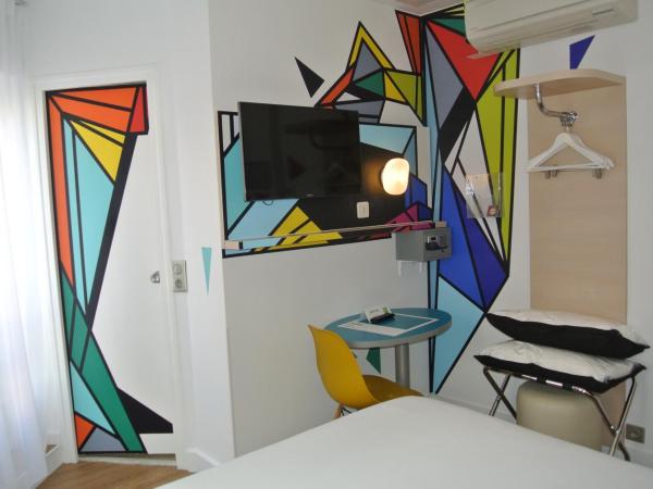 ibis Styles Paris Maine Montparnasse : photo 2 de la chambre deux chambres adjacentes