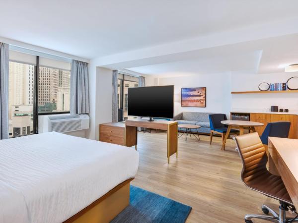 Hotel Indigo Detroit Downtown, an IHG Hotel : photo 3 de la chambre suite lit king-size – non-fumeurs